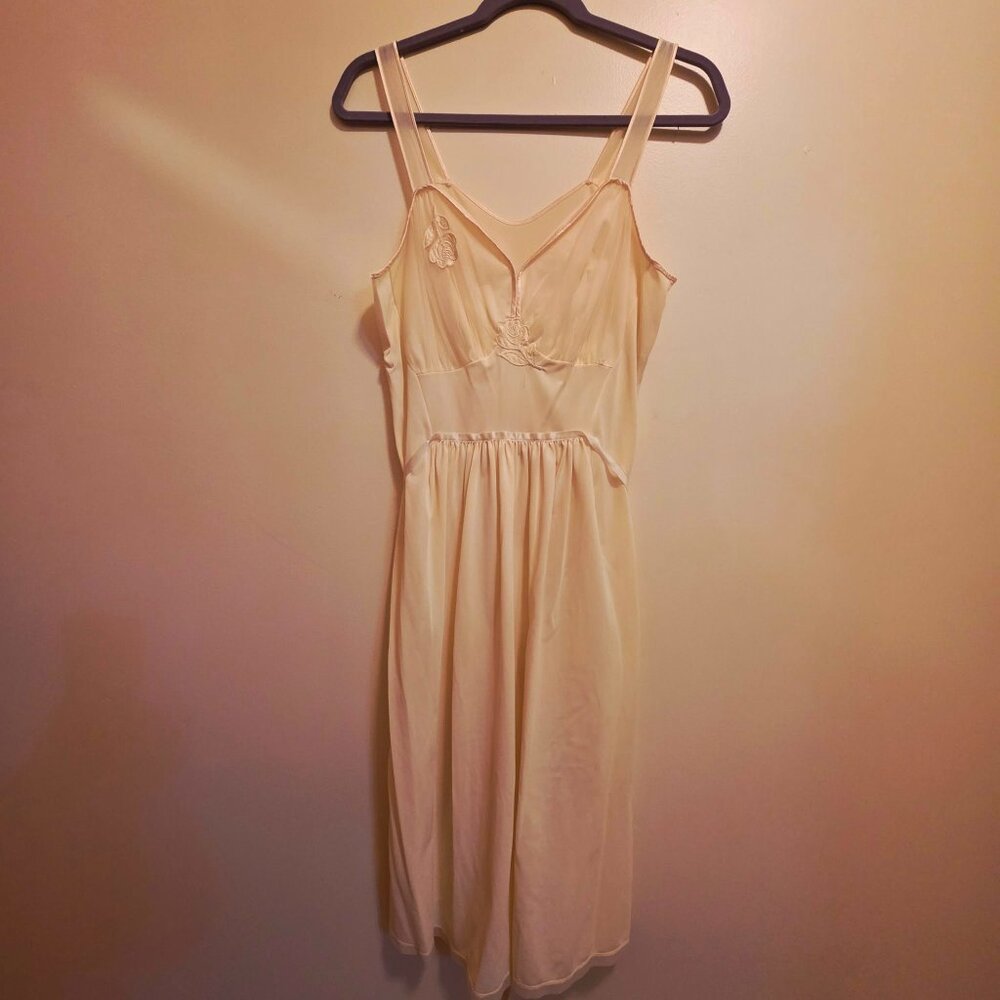 Artemis Yellow Nylon with Tie Slip 36